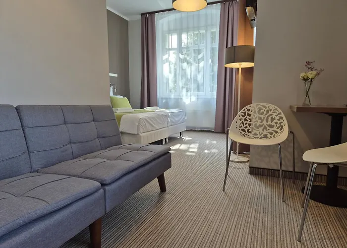 Na Cichej Nocleg ze śniadaniem 3*